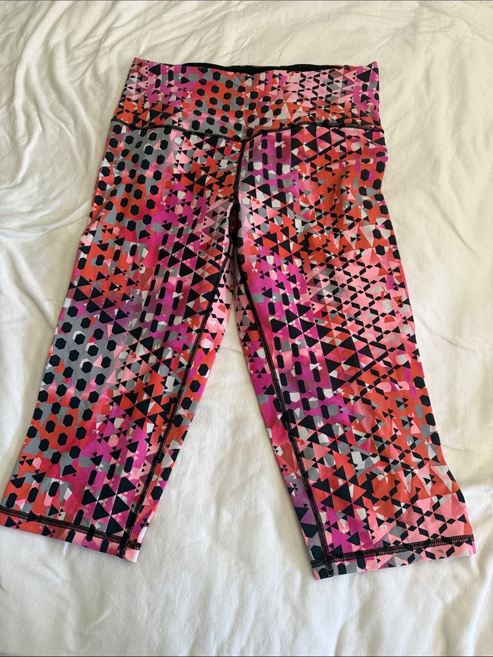 Victoria's Secret Pink, Coral & Black Geo-Print Capri Leggings